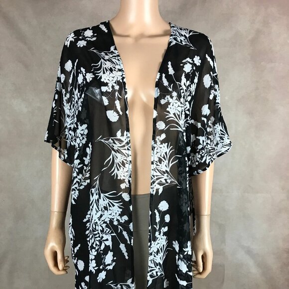CALVIN KLEIN Black/White Floral Chiffon Cover-up Kimono NWT 4 - Picture 5 of 16